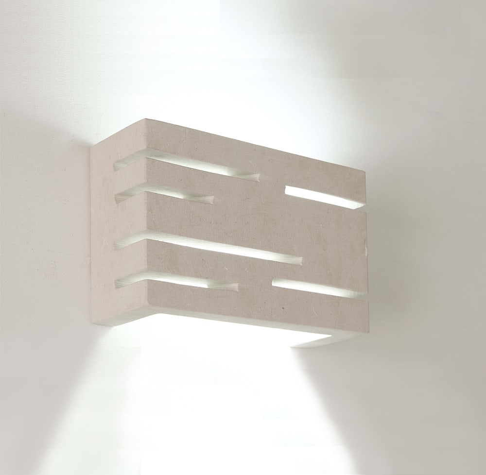 Wall sconces with horizontal cuts in stone - immagine 2